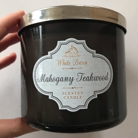Mahogany Teakwood White Barn 3-Wick Candle